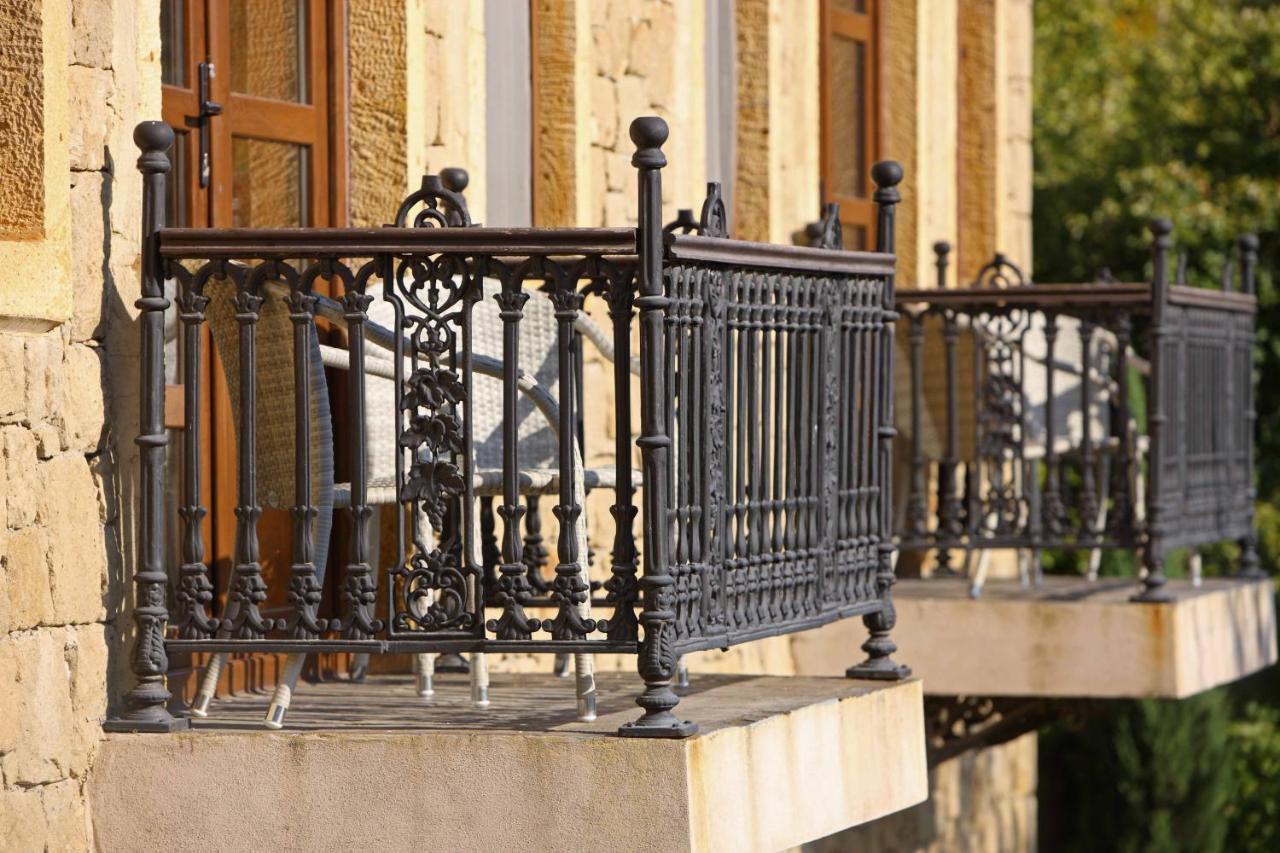 Manici Kasri Hotel Küçükkuyu Exterior foto