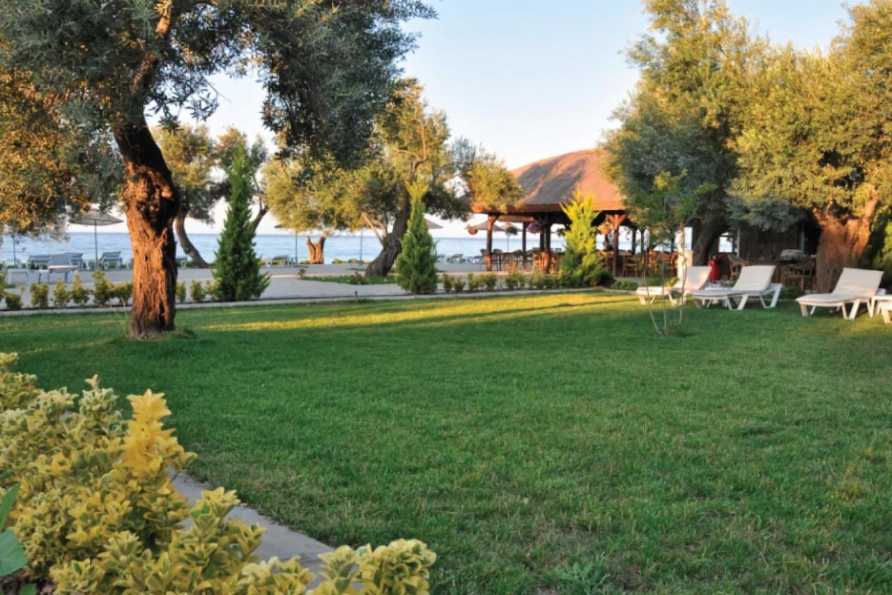 Manici Kasri Hotel Küçükkuyu Exterior foto